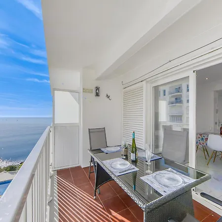 Apartmán In With Stunning Beachfront Views *